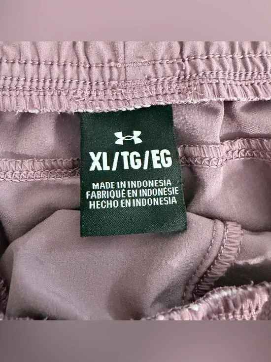 Under Armour Athletic Running Shorts – Women’s XL - Picture 3 of 3